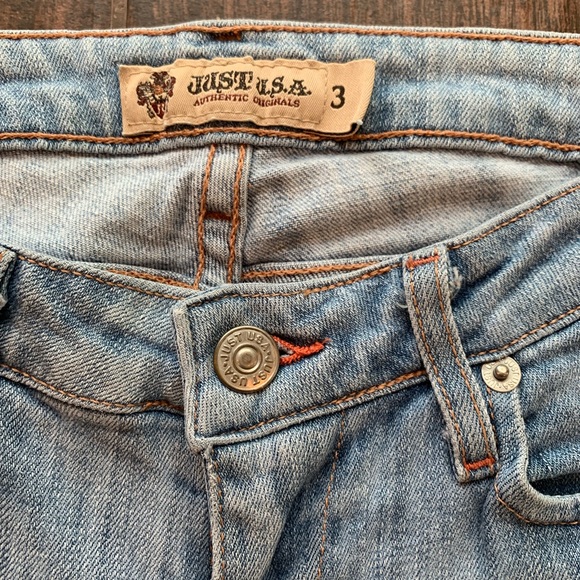Just USA Light Wash Skinny Made in USA - Picture 6 of 8